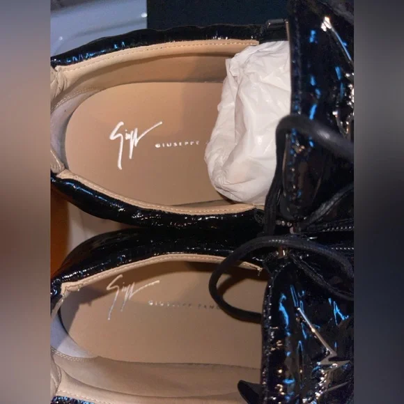 Brand new Giuseppe Zanotti